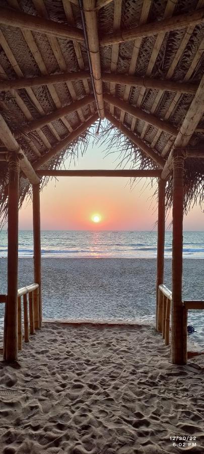 The Meraki Beach Resort Gokarna  Eksteriør billede